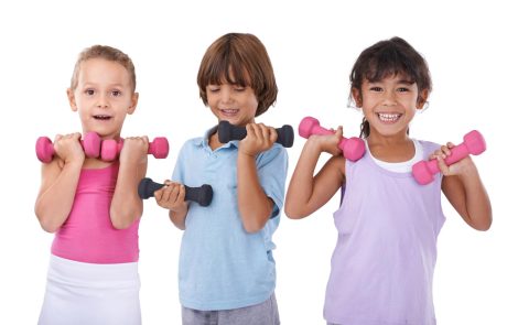 פעילות גופנית לילדים – היתרונות הבריאותיים וההתפתחותיים