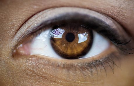 איך מטפלים במקרים של עין יבשה? הנה מה שאתם צריכים לדעת